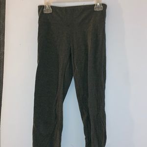 Grey leggings with mesh bottom